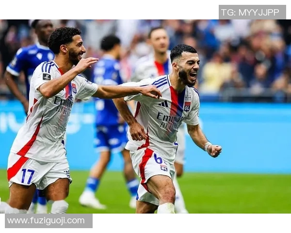 波尔多主场迎战里昂争夺法甲关键三分的激烈对决