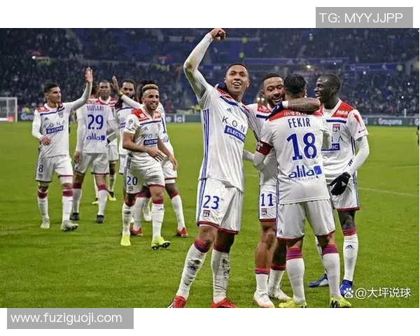 乌特勒支主场迎战埃因霍温双方争夺荷甲争冠关键战役